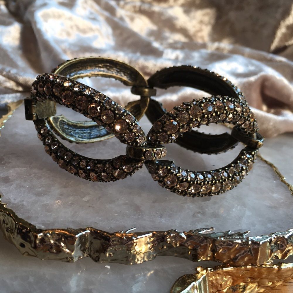 Rose Jeweled Link Bracelet